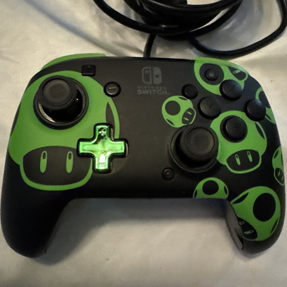 PDP Nintendo Switch Controller Glow in the Dark Rematch Wired Super Mario EUC - Picture 5 of 7